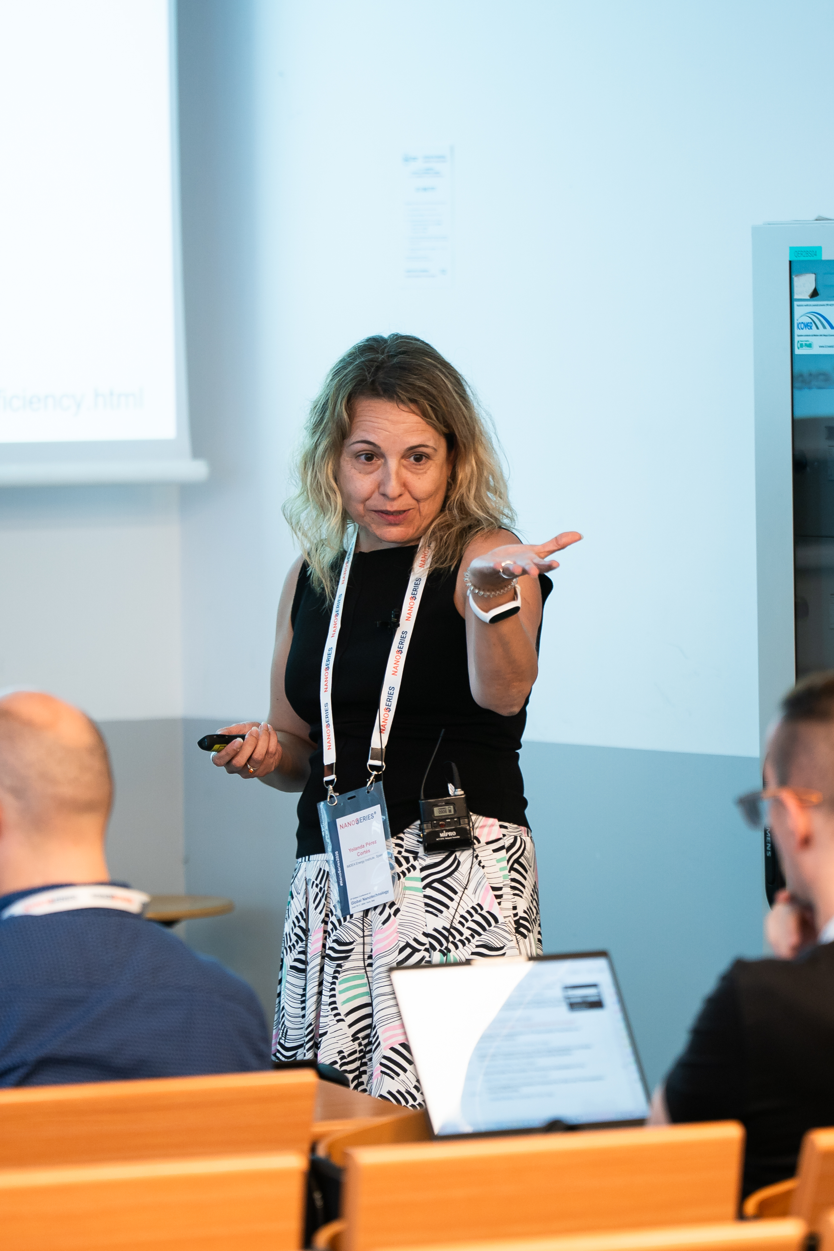 Dr.  Yolanda Pérez Cortés at the NanoSeries 2026 conference in Turin