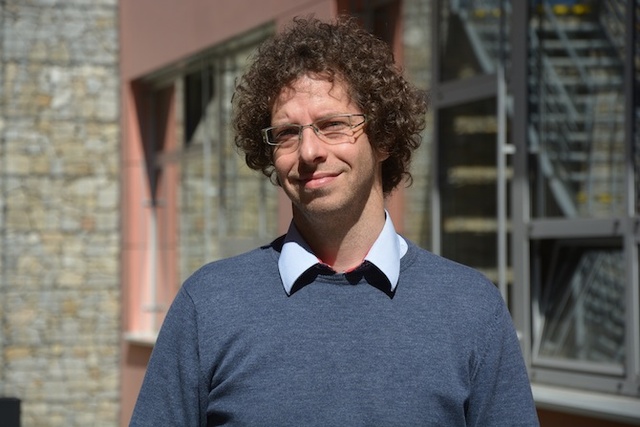 AFM in SEM, new approach in microscopy and story of Czech young Spin-off.